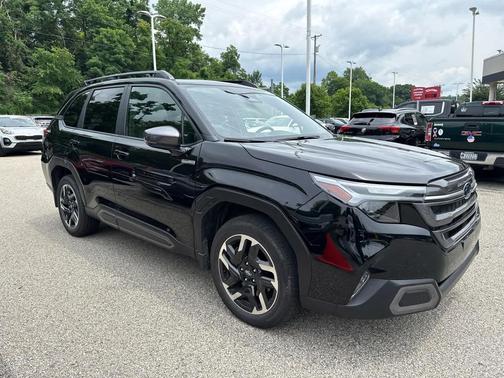 Crystal Black Silica 2025 Subaru Forester Hybrid Limited