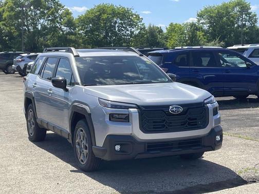 Ice Silver Metallic 2026 Subaru Outback Premium