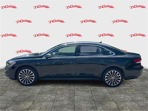 2022 Volkswagen Passat 2.0T Limited Edition