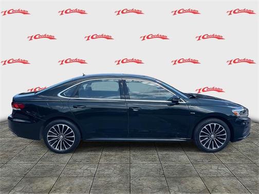 2022 Volkswagen Passat 2.0T Limited Edition