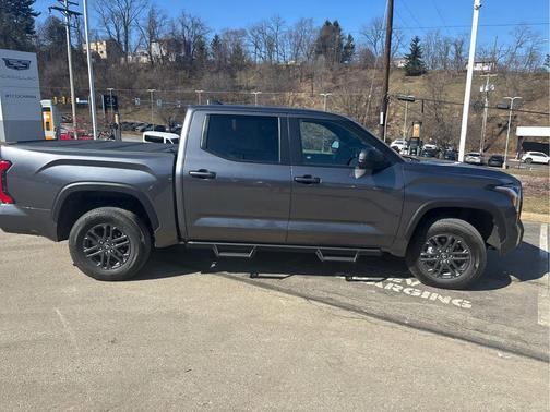 2025 Toyota Tundra SR5