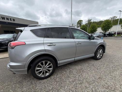 Silver Sky Metallic 2017 Toyota RAV4 Platinum