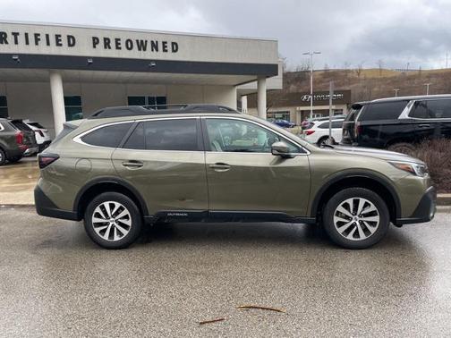 2022 Subaru Outback Premium