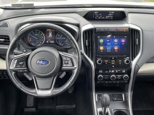 Crystal White Pearl 2022 Subaru Ascent Limited 7-Passenger