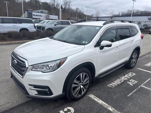 Crystal White Pearl 2022 Subaru Ascent Limited 7-Passenger