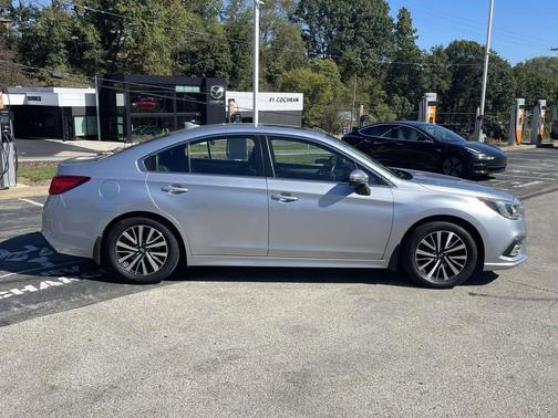 2019 Subaru Legacy Premium