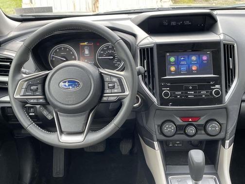 Cascade Green Silica 2022 Subaru Forester Premium