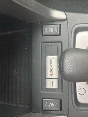 Ice Silver Metallic 2017 Subaru Forester 2.5i Premium