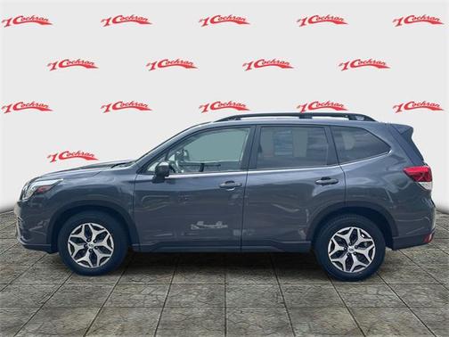 2022 Subaru Forester Premium