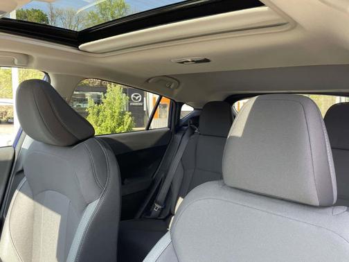 Sapphire Blue Pearl 2026 Subaru Crosstrek Premium