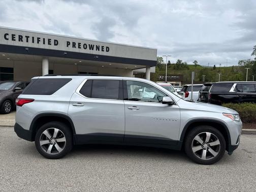 2020 Chevrolet Traverse LT Leather