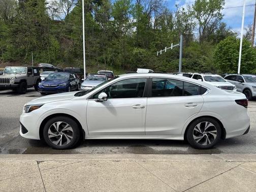 2022 Subaru Legacy Premium