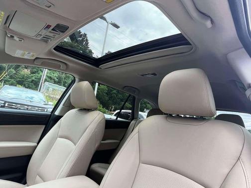 Crystal Black Silica 2016 Subaru Outback 2.5i Limited