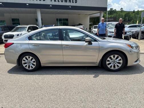 2017 Subaru Legacy Premium