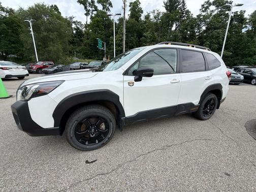 Crystal White Pearl 2025 Subaru Forester Wilderness