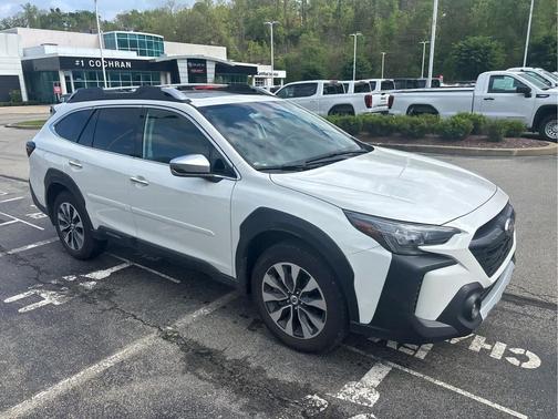 Crystal White Pearl 2025 Subaru Outback Touring XT