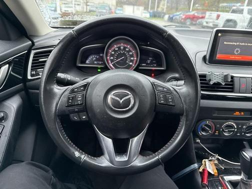 2016 Mazda Mazda3 i Touring