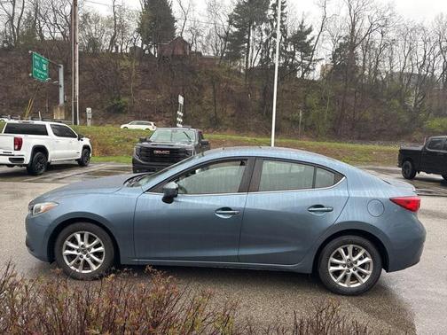 2016 Mazda Mazda3 i Touring