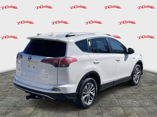 2017 Toyota RAV4 Hybrid XLE