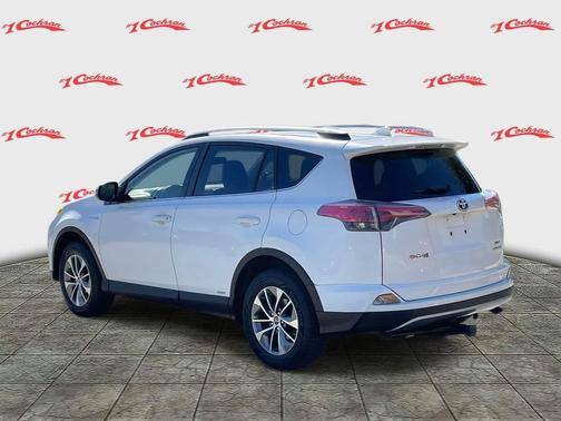 2017 Toyota RAV4 Hybrid SE