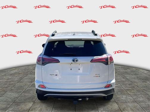 2017 Toyota RAV4 Hybrid XLE