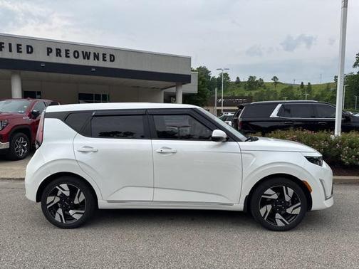 2023 Kia Soul GT-Line
