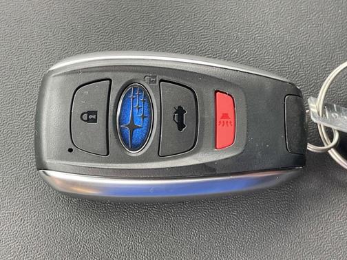 River Rock Pearl 2026 Subaru Outback Premium