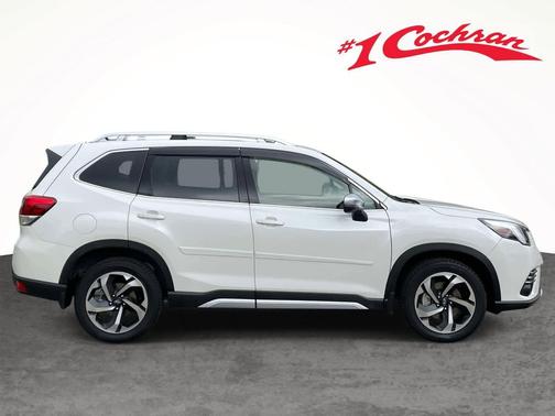 Crystal White Pearl 2023 Subaru Forester Touring