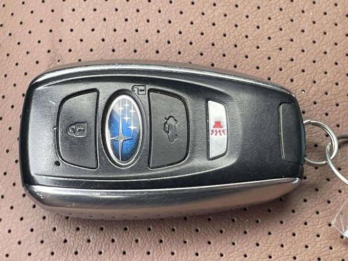 Crystal White Pearl 2023 Subaru Forester Touring