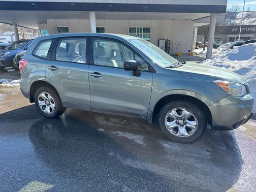 2014 Subaru Forester 2.5i