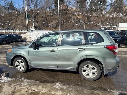 2014 Subaru Forester 2.5i