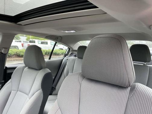 Crystal White Pearl 2024 Subaru Legacy Premium