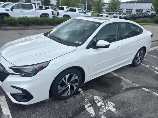 Crystal White Pearl 2024 Subaru Legacy Premium