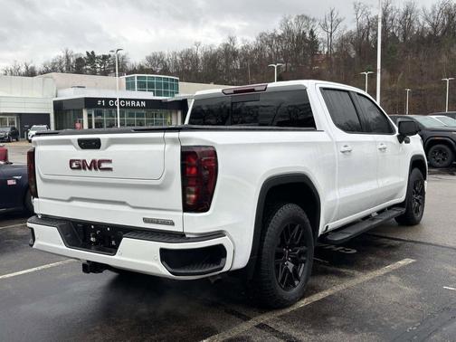 2022 GMC Sierra 1500 Elevation
