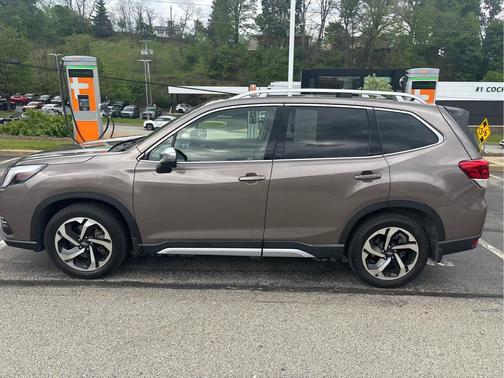 Brilliant Bronze Metallic 2024 Subaru Forester Touring