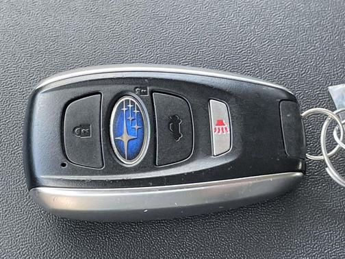 Crystal Black Silica 2023 Subaru Ascent Onyx Edition Limited 7-Passenger