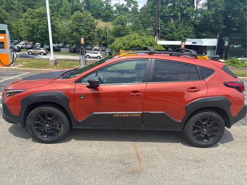 Sun Blaze Pearl 2025 Subaru Crosstrek Wilderness