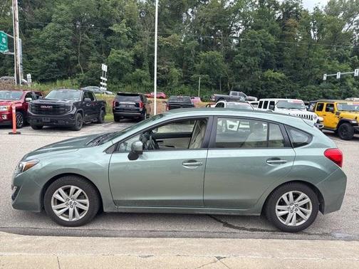 2016 Subaru Impreza 2.0i Premium