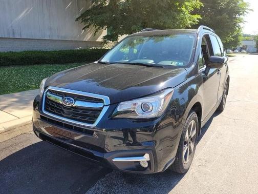 Photo 3 of 4 of 2018 Subaru Forester 2.5i Limited
