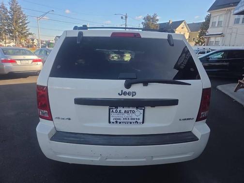 2005 Jeep Grand Cherokee Laredo