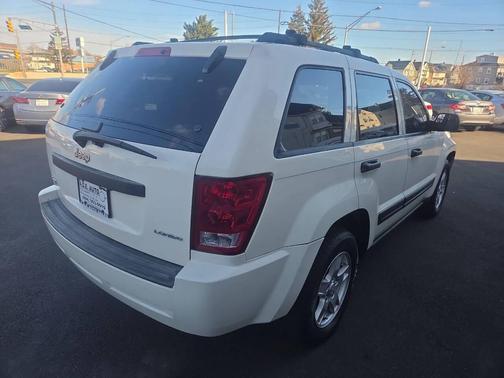 2005 Jeep Grand Cherokee Laredo