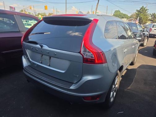2013 Volvo XC60 3.2 Platinum