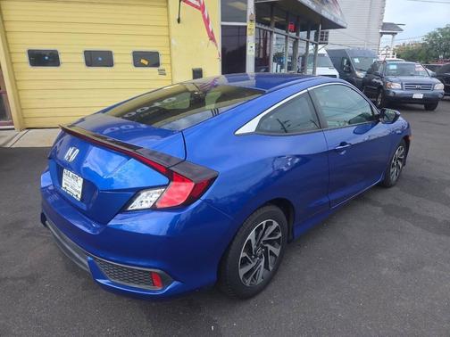 2017 Honda Civic LX-P