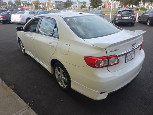2011 Toyota Corolla S