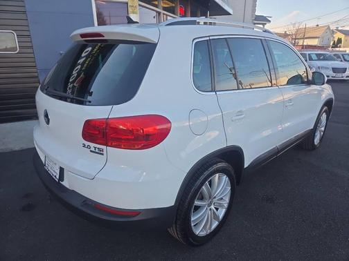 2014 Volkswagen Tiguan 4MOTION Auto SEL
