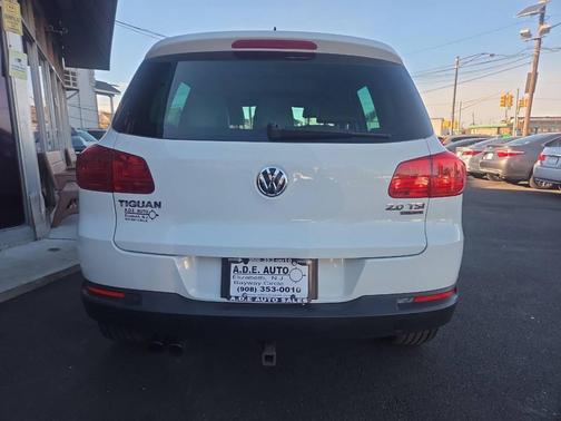 2014 Volkswagen Tiguan 4MOTION Auto SEL