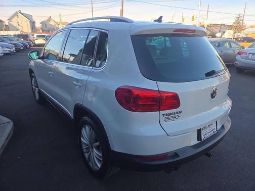 2014 Volkswagen Tiguan 4MOTION Auto SEL