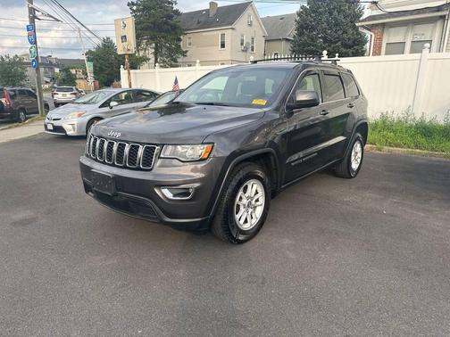 2019 Jeep Grand Cherokee Laredo