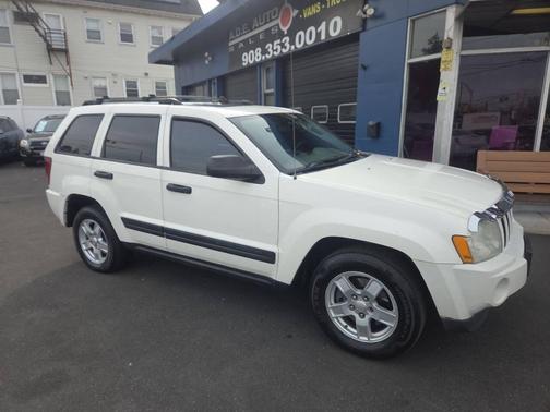 2005 Jeep Grand Cherokee Laredo