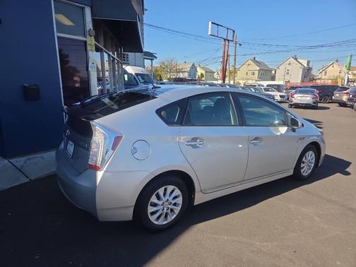 2013 Toyota Prius Plug-in Advanced